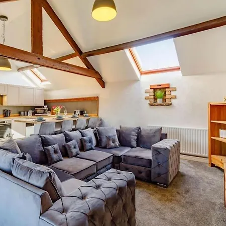 Troutbeck Inn Cottages *